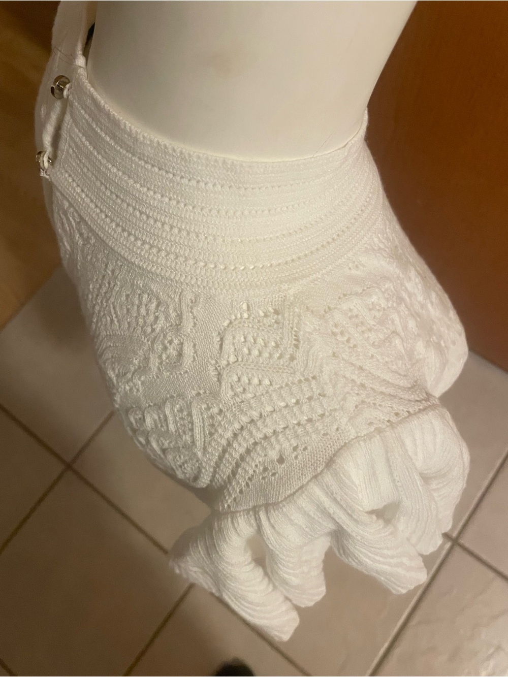 White House Black Market White Textured Knit Short-Sleeve Top, NWOT - Picture 4 of 10